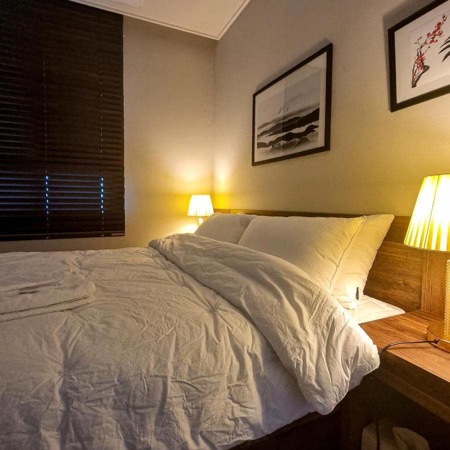 Humphreys 2 Min Vintage Korean Room พย็องแท็ก ภายนอก รูปภาพ